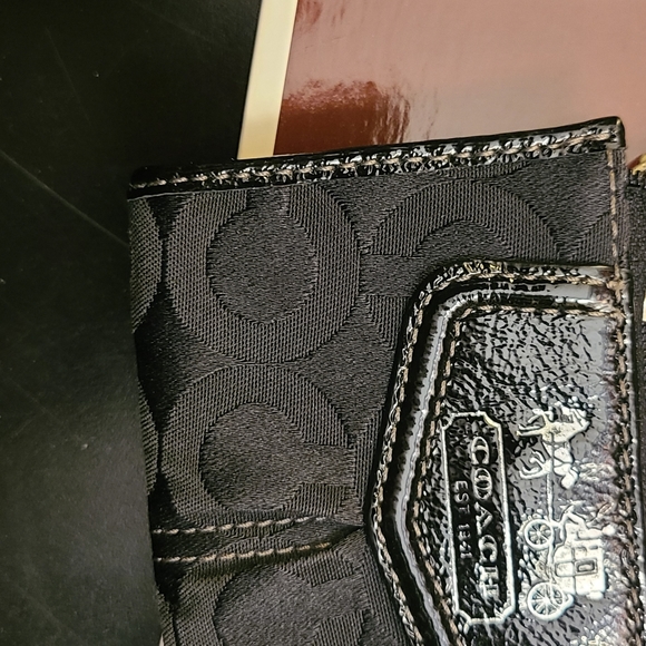 Coach Coin Wallet/Keychain - Picture 3 of 3